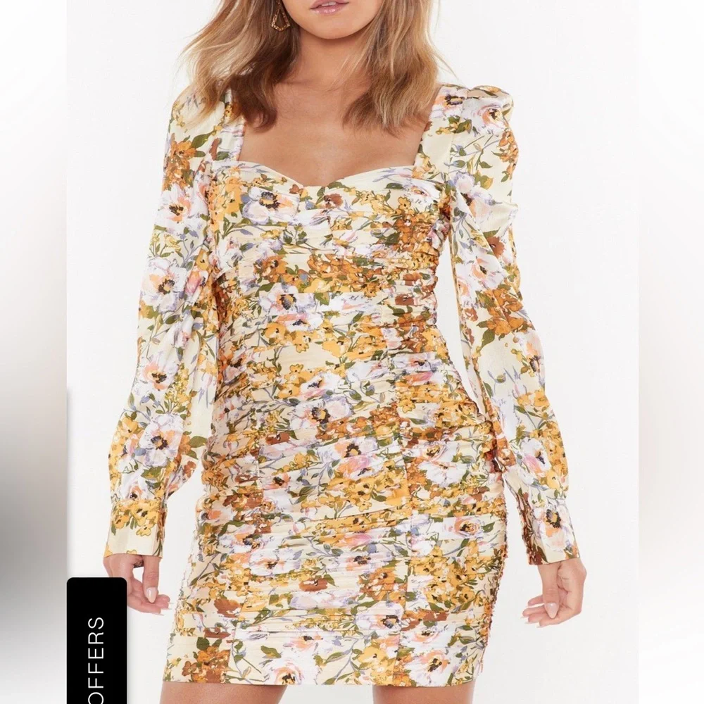 NASTY GAL FLORAL MINI DRESS - Picture 1 of 5
